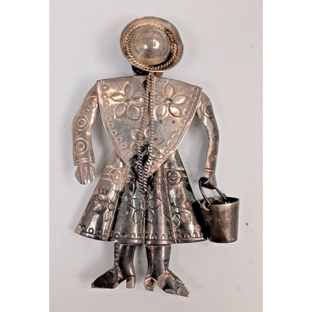 Vintage MM Peru 925 Sterling Silver Traditional Andean Woman Bucket Brooch Pin